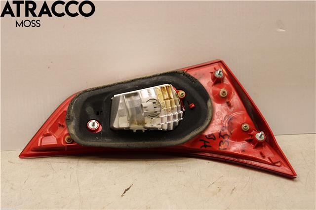 Baklykt høyre indre til Toyota Auris 2013-2015 (Type II, Fase 1) (8158102460|)
