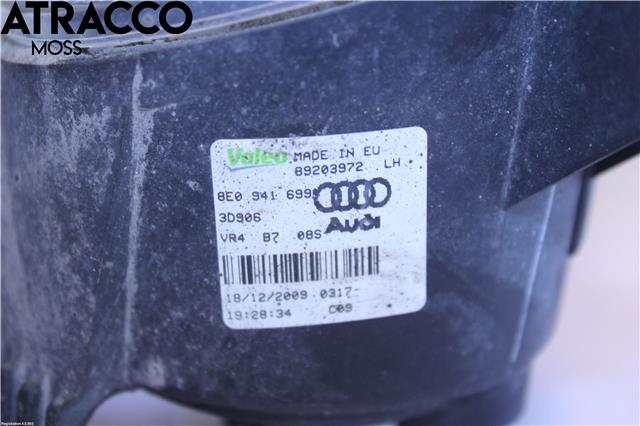 Tåkelykt høyre foran til Audi A3 2009-2012 (Type II, Fase 2) (8E0941699E|)