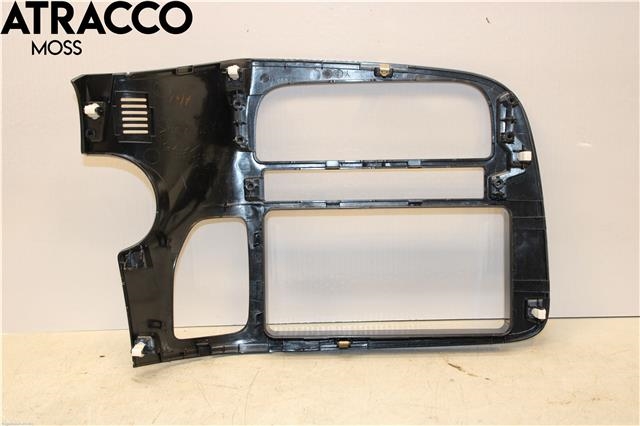 Innredning diverse til Mitsubishi Outlander 2015-->> (Type III, Fase 2)  (8002B297XA|)