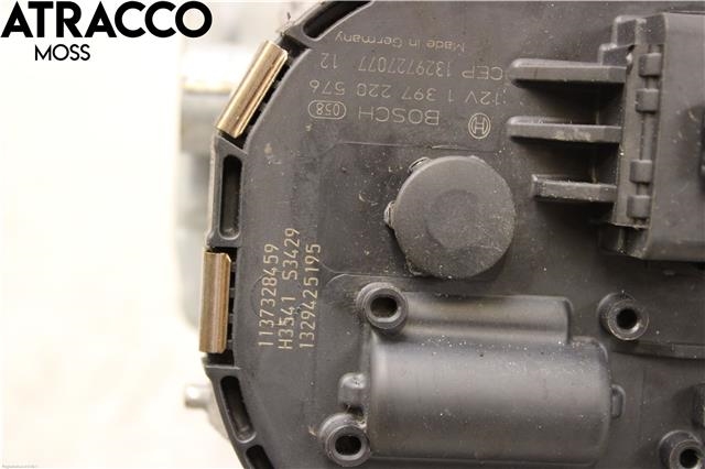 Viskermotor frontrute til Peugeot 5008 2010-2017 (Type I)  (6405PX|)