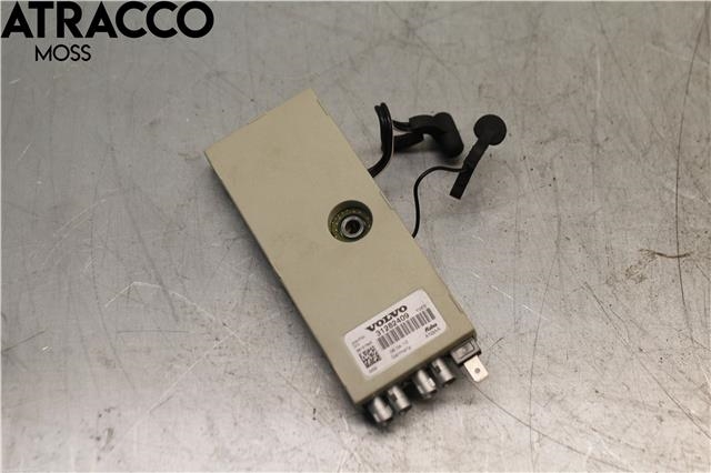Antenne forsterker til Volvo V70 2007-2013 (Type III, Fase 1)  (31282409|)