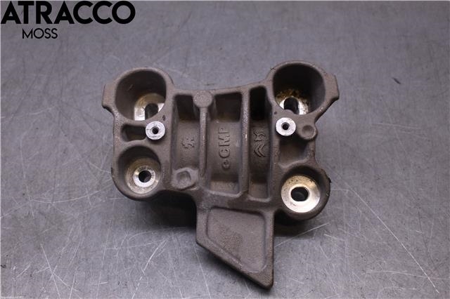 Motorfeste til Peugeot 2008 2019-->> (Type II)  (9826364780|)