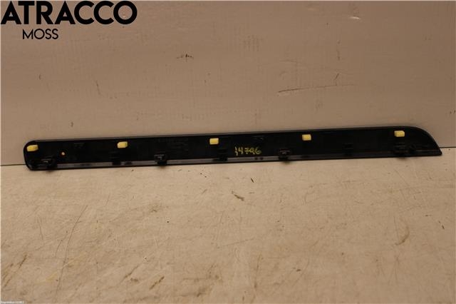 Diverse deler til VW Golf VI 2008-2012  (5K1858415B|)