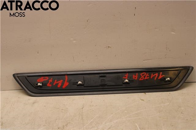 Diverse deler til BMW 7-Serie 2009-2015 (F01/F02/F03/F04) (F01/F02/F03/F04) (51478046135|)