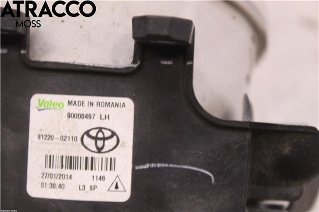 Tåkelykt høyre foran til Toyota Avensis 2009-2015 (Type III, Fase 1)  (8122002110|)
