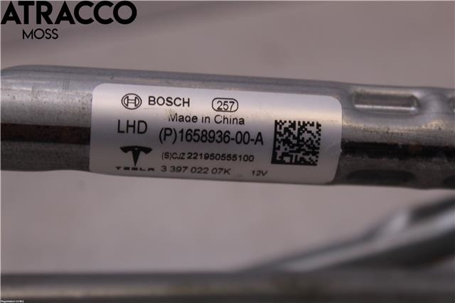 Viskermotor frontrute til Tesla Model Y 2021-2024 (Type I)  (165893600A|)