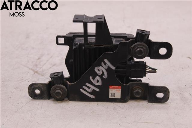 Sensor radar til Toyota Avensis 2009-2015 (Type III, Fase 1) (8821020010|)
