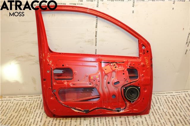 Dør høyre foran til Toyota Yaris 2003-2005 (Type I, Fase 2)  (681410D010|)