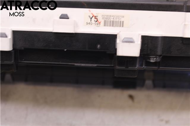 Instrumentpanel til Toyota Prius +7 2012-2020 (Type III) (stasjonsvogn) (stasjonsvogn) (8380947141|)