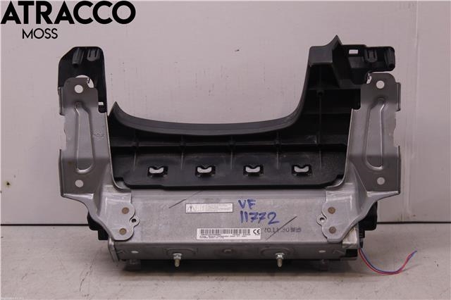 Airbag kne til Mitsubishi Eclipse Cross 2018-->>  (7030A635XA|)