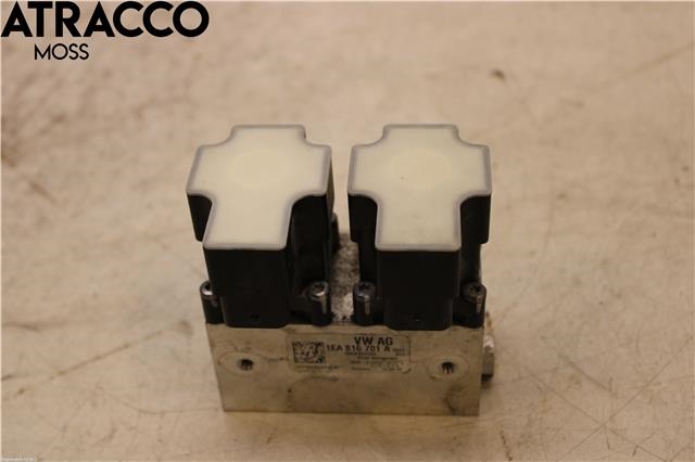 Diverse deler til VW ID.3 2020-->> (1EA816701A|)