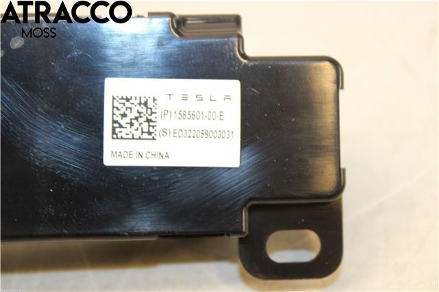 Antenne navigasjon til Tesla Model Y 2021-2024 (Type I) (158560100E|)