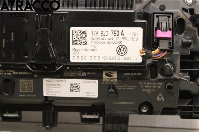 Instrumentpanel til VW T-Roc 2017-->>  (17A920790A|)