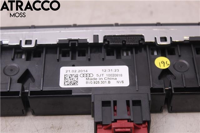 Bryter nødblink til Audi A3 2009-2012 (Type II, Fase 2)  (8V0925301B|)
