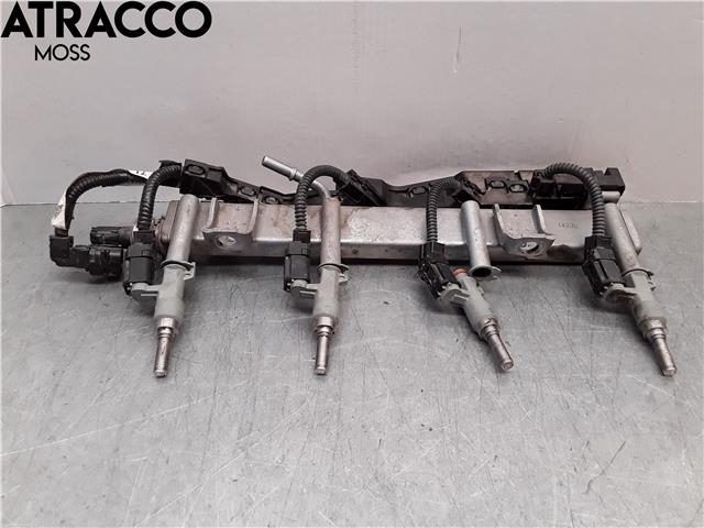 Dyseskinne (fuelrail) til Toyota RAV4, 2019-->> (Type V)  (2381425022)