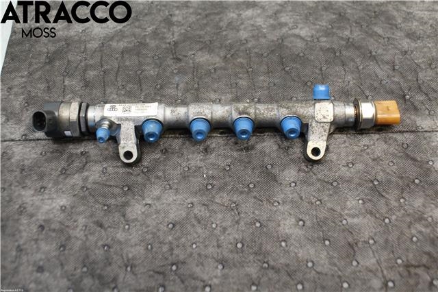 Dyseskinne (fuelrail) til Škoda Citigo 2012-2019  (03L130089P|)