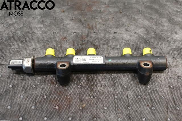Dyseskinne (fuelrail) til Volvo V50 2007-2012 (Fase 2)  (31422169|)