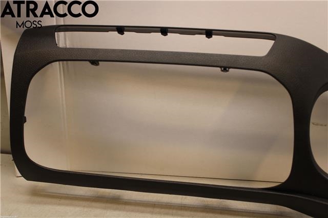 Dashbord diverse til Peugeot Expert 2016-->> (Type III) (98083646ZD|)