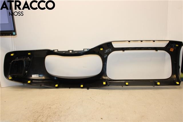 Dashbord diverse til Peugeot Expert 2016-->> (Type III) (98083646ZD|)