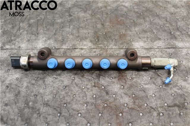 Dyseskinne (fuelrail) til Opel Insignia A 2014-2017  (55490702|)