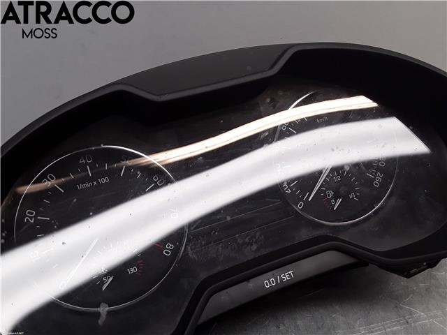 Instrumentpanel til Škoda Octavia 2013-2016 (Type III, Fase 1)  (5E0920871B|)