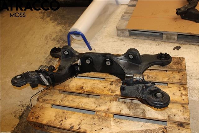 Travers bak til Mercedes CLS 2004-2010 (C219) (C219) (A2303503808|)