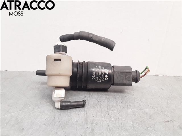 Spylerpumpe bak til VW Golf VII, 2012-2017 (Fase 1)  (1K6955651)