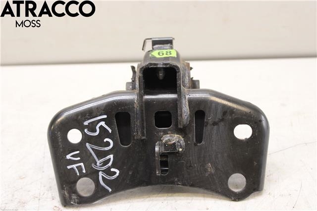 Motorfeste til Toyota Auris 2015-2019 (Type II, Fase 2)  (123720T290|)