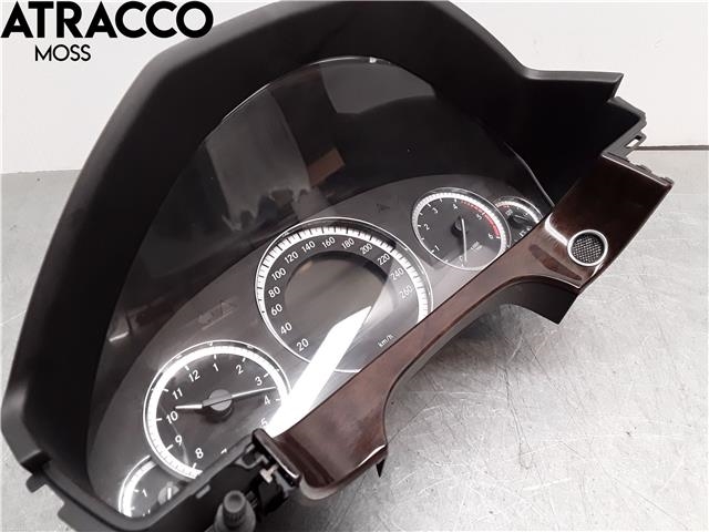 Instrumentpanel til Mercedes E-Klasse 2009-2013 (Fase 1) (W212) (W212) (A2129004104|)