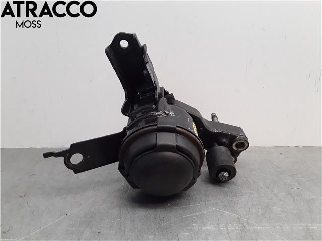 Motorfeste til Toyota Yaris 2014-2020 (Type III, Fase 2)  (123050M140|)