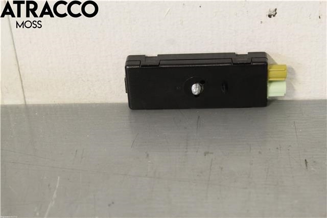 Antenne forsterker til BMW i3 2013-2022  (AV9254000|)