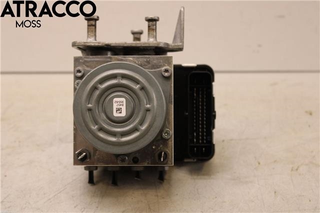 ABS sentral til Mercedes C-Klasse 2014-2018 (Fase 1) (W205) (W205) (A2534311700|)