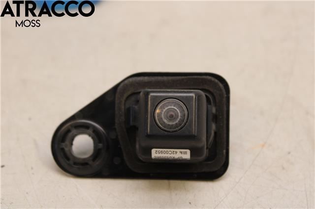 Kamera til Toyota Avensis 2009-2015 (Type III, Fase 1)  (8679005030|)