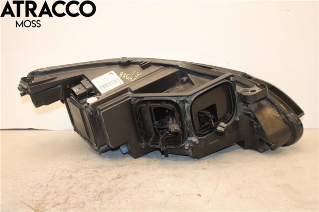 Frontlykt venstre halogen til Peugeot 308 2013-2021 (Type II)  (9677832480|)