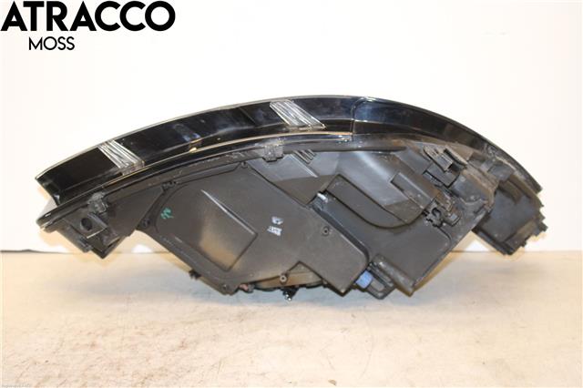 Frontlykt venstre halogen til Peugeot 308 2013-2021 (Type II)  (9677832480|)