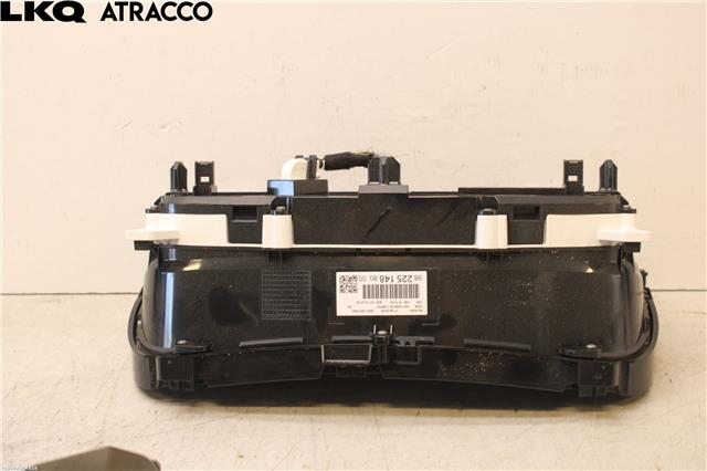 Instrumentpanel til Toyota Proace 2016-->> (Type II)  (SU001A8270|)