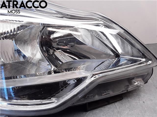 Frontlykt høyre halogen til Opel Corsa D 2006-2014  (95515474|)