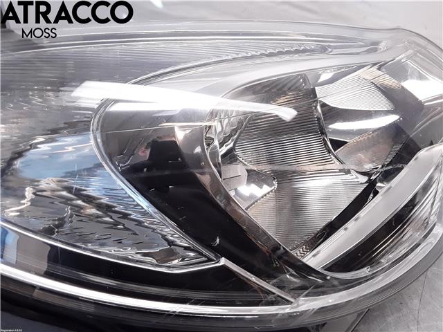 Frontlykt høyre halogen til Opel Corsa D 2006-2014  (95515474|)
