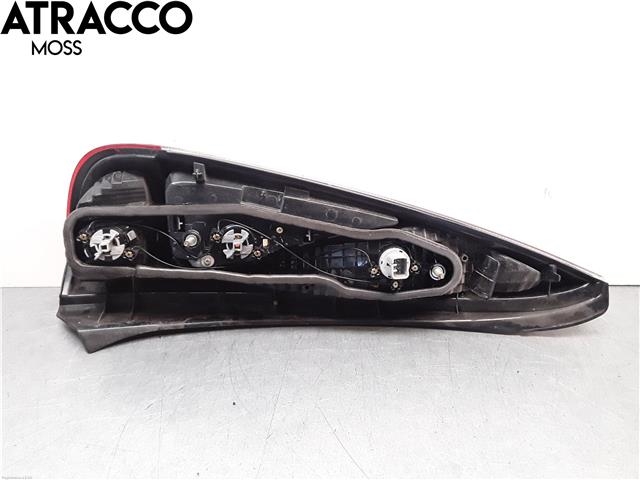 Baklykt høyre til Toyota Yaris Verso 1999-2007  (8155152350|)