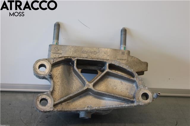 Motorfeste til Peugeot 208 2019-->> (Type II)  (9826533880|)