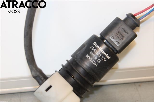 Spylerpumpe foran til Mitsubishi Outlander 2007-2010 (Type II, Fase 1)  (8260A059|)