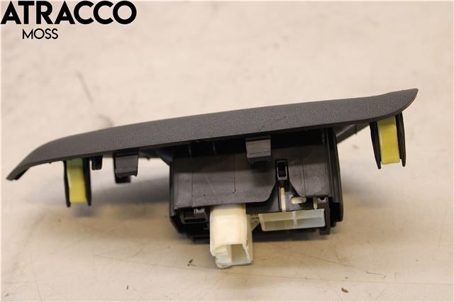 Bryter ruteheis til Peugeot 108 2014-->>  (B000954680|)