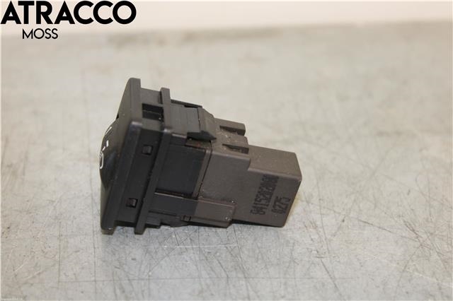 Frontlykter til Toyota Auris 2013-2015 (Type II, Fase 1) (8415202080|)