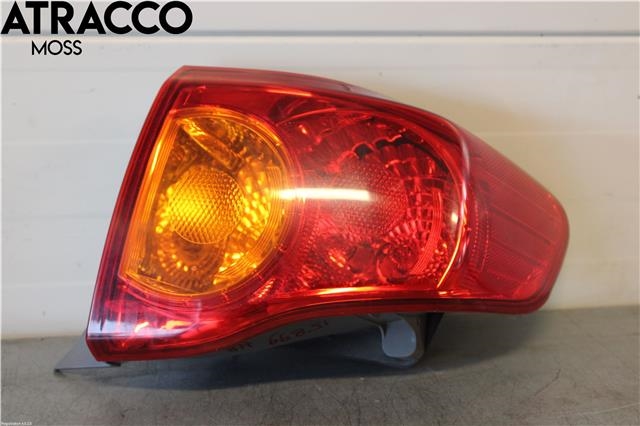 Baklykt høyre indre til Toyota Corolla, 2007-2013  (8155102410)