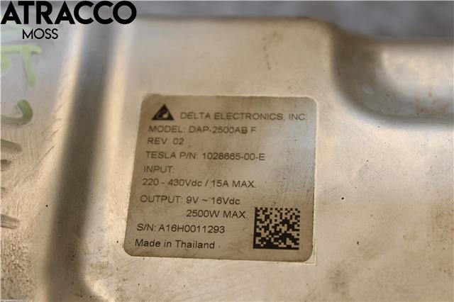 DCDC converter hybrid til Tesla Model S 2016-2021 (Fase 2)  (102866500C|)