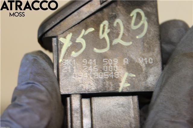 Bryter nødblink til Audi A4 2007-2014 (Type IV) (B8) (B8) (8K1941509A|)