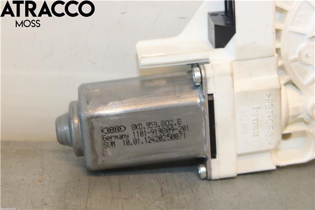 Ruteheis til Audi Q5 2008-2012 (Type I, Fase 1)  (8K0959802B|)