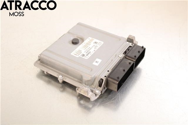 Styreenhet motor til Mercedes C-Klasse, 2014-2018 (Fase 1) (W205) (W205) (A2749000800)