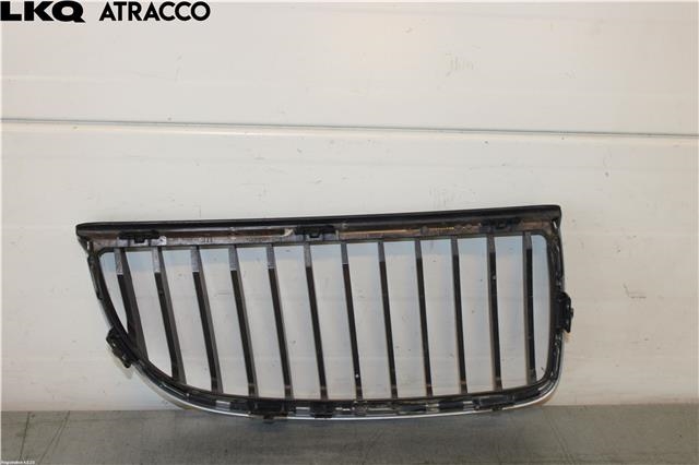 Grill venstre til BMW 3-Serie 2005-2011 (E90/E91/E92/E93) (E90/E91/E92/E93) (51137120007|)