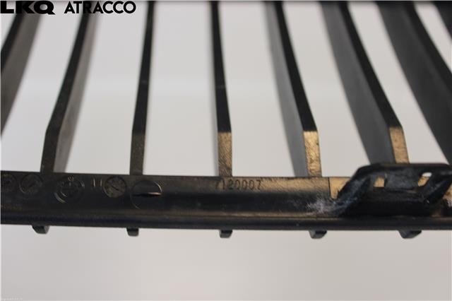 Grill venstre til BMW 3-Serie 2005-2011 (E90/E91/E92/E93) (E90/E91/E92/E93) (51137120007|)